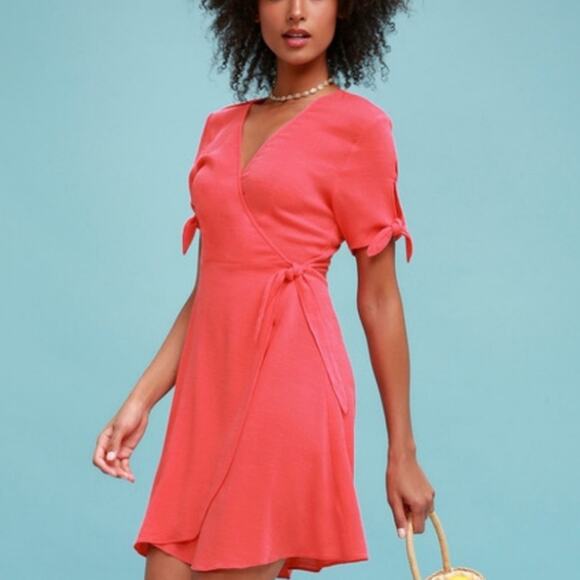 NWT LULUS Coral Pink My philosophy wrap dress size small - Picture 9 of 9
